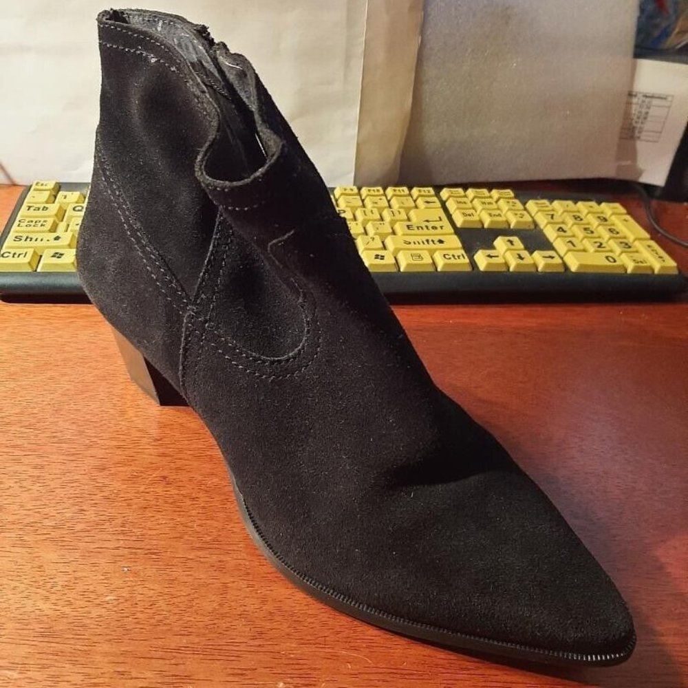 NEW ! Seychelles Western Chic Black Suede Point Toe Bootie Size10 New